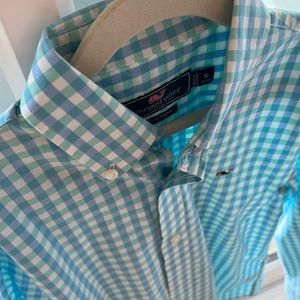 Vineyard Vine Boys Button Down Size Small